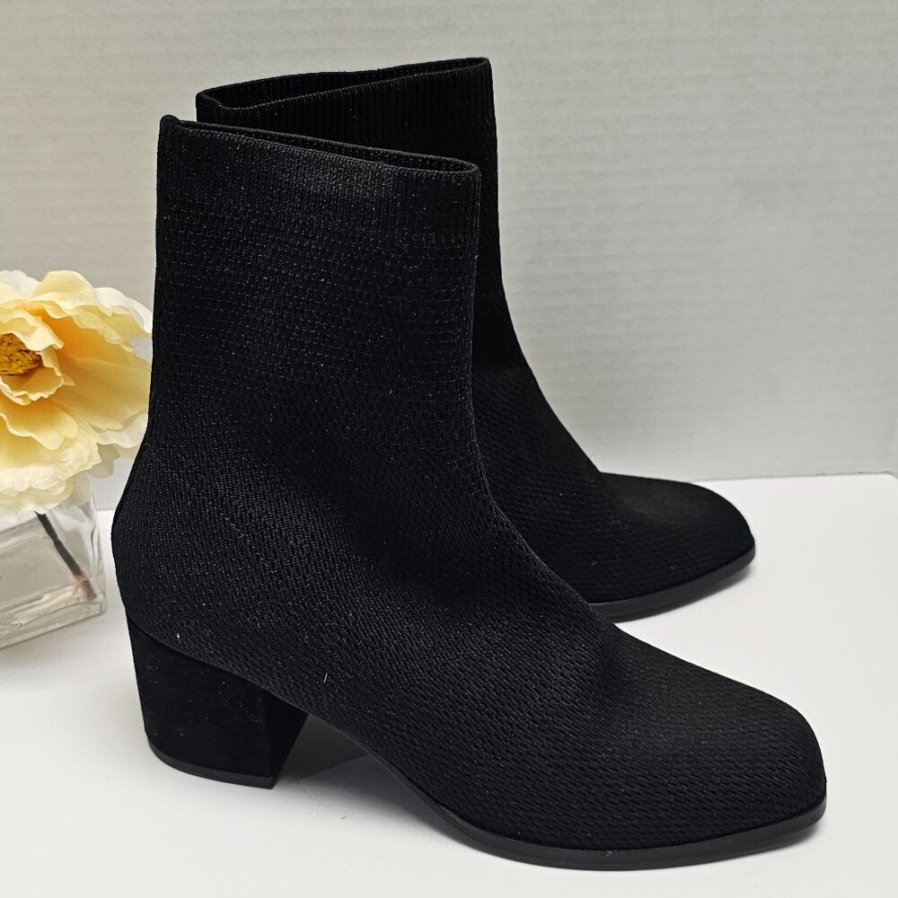 Black Eileen Fisher Stretch Pull On Knit Booties Boots Block Heel OHM-LC 8.5
